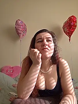 Ashlovescannabis online show from February 2026 07:02:02 PM