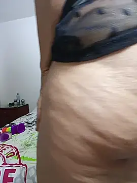 auroracandelax online show from March 2026 06:20:02 PM