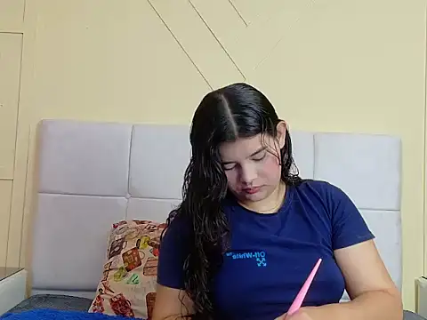 SalomeEvanz online show from March 2026 01:28:02 PM