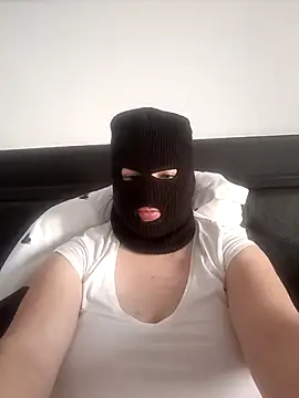 floribigbobs97 online show from January 2026 06:50:01 AM