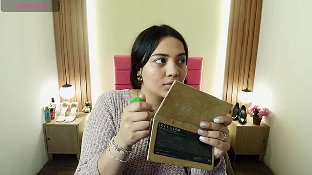 Snapshot of IvonneRoss_ chatting on March 2026 11:55:02 AM IvonneRoss online show from March 2026 11:55:02 AM