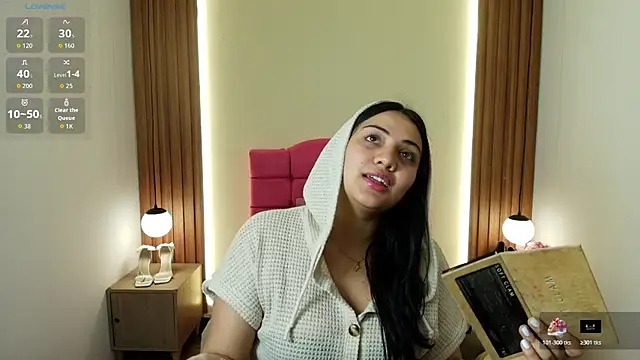 Snapshot of IvonneRoss_ chatting on March 2026 12:06:02 PM IvonneRoss online show from March 2026 12:06:02 PM