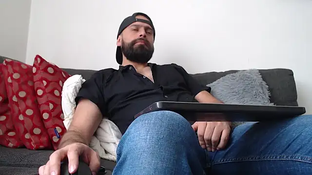 SpermsBank online show from October 2025 05:01:02 PM