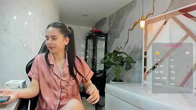 Qetsyah tf online show from March 2026 01:23:02 PM