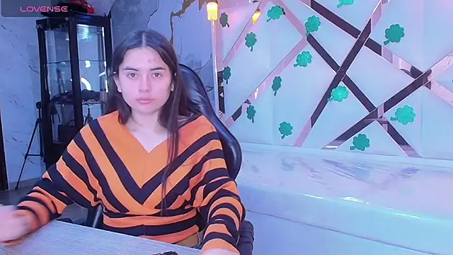 Qetsyah tf online show from March 2026 01:55:01 PM