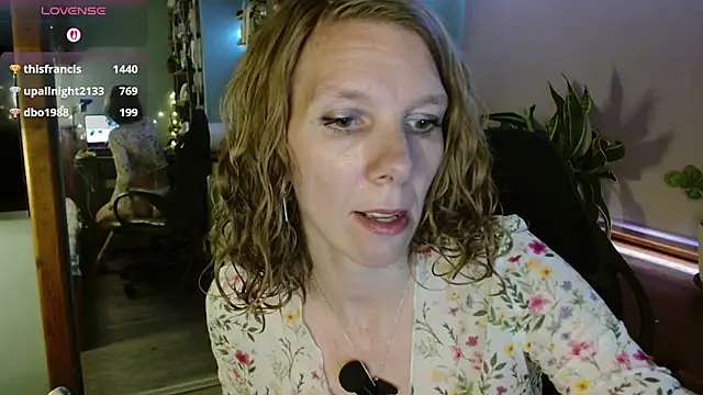 Snapshot of Daisy_Lovely chatting on July 2026 04:12:02 AM Daisy Lovely online show from July 2026 04:12:02 AM