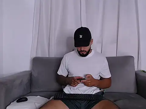 Handsomen69 online show from May 2026 09:24:01 AM