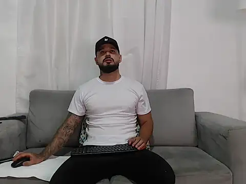 Handsomen69 online show from February 2026 12:55:02 AM