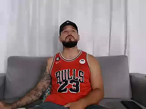 Handsomen69 online show from May 2026 11:34:02 PM