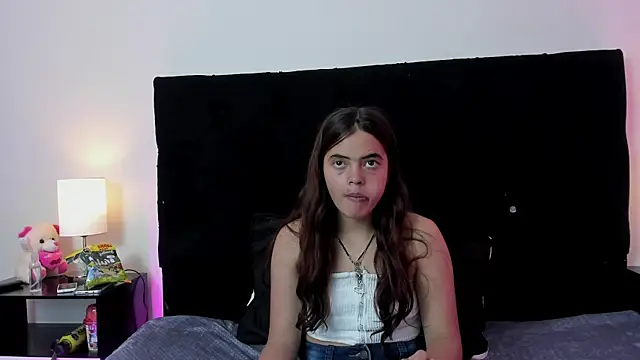 queen missy online show from April 2026 08:02:01 PM
