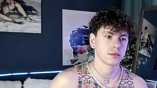 Snapshot of TylerGibson chatting on June 2026 03:28:02 AM TylerGibson online show from June 2026 03:28:02 AM