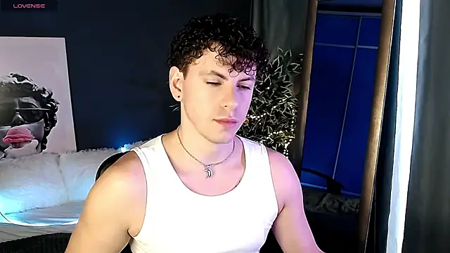 Snapshot of TylerGibson chatting on June 2026 08:53:01 AM TylerGibson online show from June 2026 08:53:01 AM