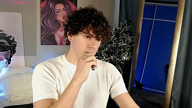TylerGibson online show from May 2026 04:00:02 AM