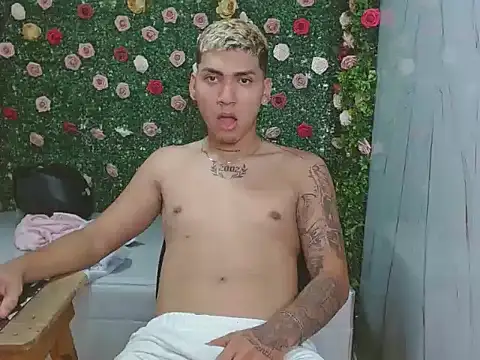 andrew andy1 online show from January 2026 07:39:01 PM