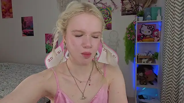 Mia WaterFall online show from May 2026 03:24:01 AM