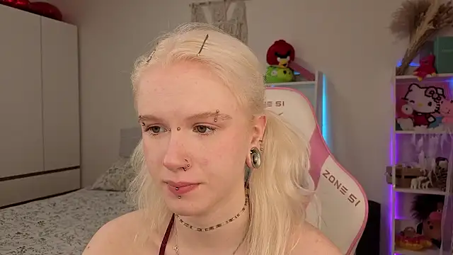 Mia WaterFall online show from March 2026 03:11:02 AM