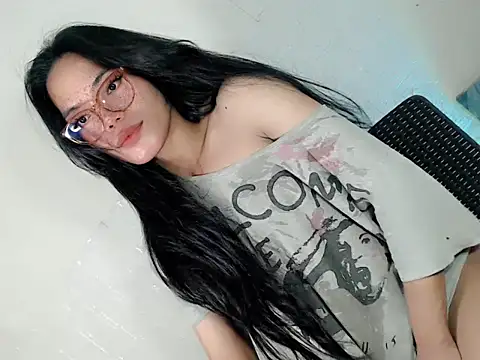 Urhotfucking veronica1 online show from March 2026 07:05:02 AM