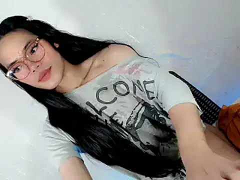 Urhotfucking veronica1 online show from April 2026 05:30:02 PM