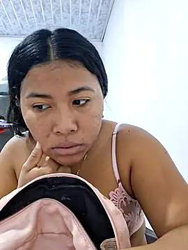Sweet-Dirty-Storm online show from May 2026 02:15:02 PM
