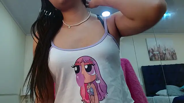 MaddieQuinn online show from March 2026 03:35:01 PM