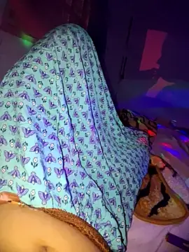 japosamel online show from April 2026 08:34:01 PM