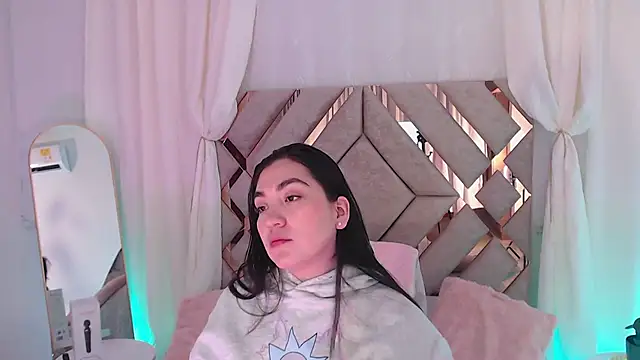 KathiaJenner online show from February 2026 11:43:01 AM