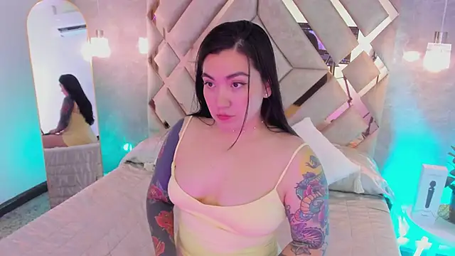 KathiaJenner online show from February 2026 01:42:01 PM