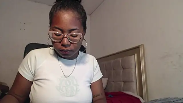 girl sexy27 online show from April 2026 06:10:02 PM