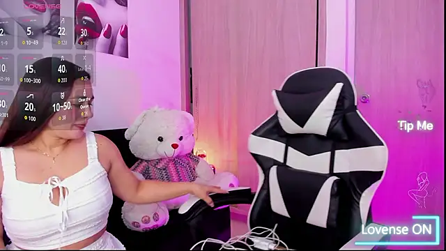 saray mendozaa online show from March 2026 08:05:01 PM