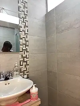 Snapshot of saray_mendozaa chatting on February 2026 06:07:02 PM saray mendozaa online show from February 2026 06:07:02 PM