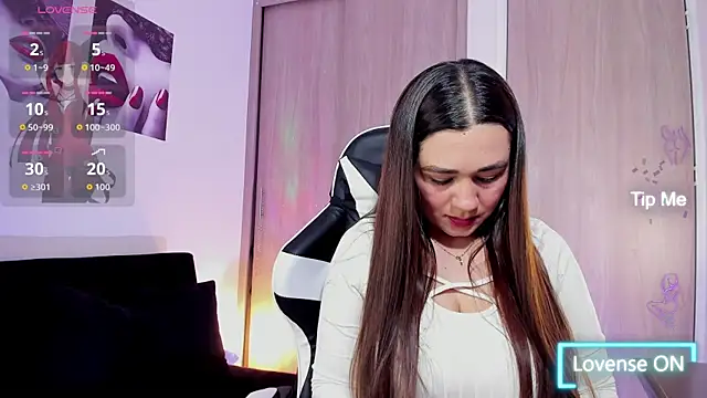 saray mendozaa online show from April 2026 08:15:02 PM