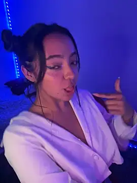 Snapshot of laraa_rous chatting on March 2026 01:34:02 AM laraa rous online show from March 2026 01:34:02 AM