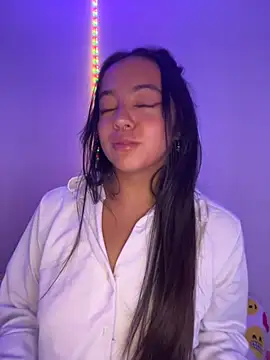 Snapshot of laraa_rous chatting on February 2026 11:50:01 PM laraa rous online show from February 2026 11:50:01 PM