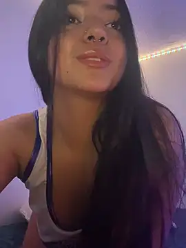 Snapshot of laraa_rous chatting on February 2026 01:16:02 AM laraa rous online show from February 2026 01:16:02 AM