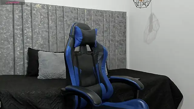 Calvin Hunter online show from April 2026 02:49:02 AM