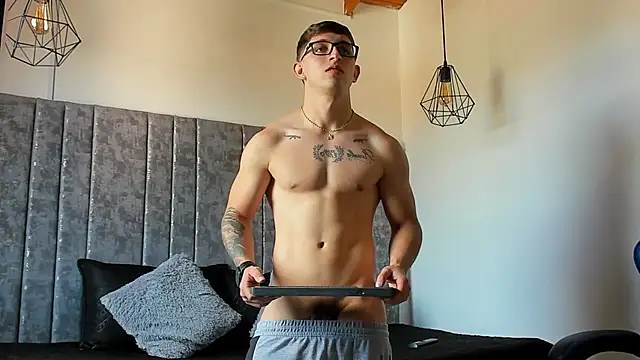 Calvin Hunter online show from February 2026 08:19:02 PM