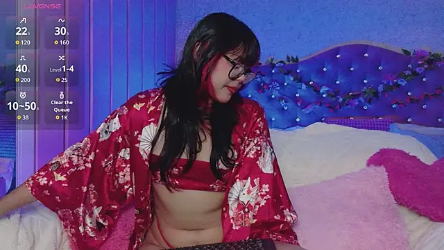 EllieNeptune  online show from May 2026 06:13:01 AM