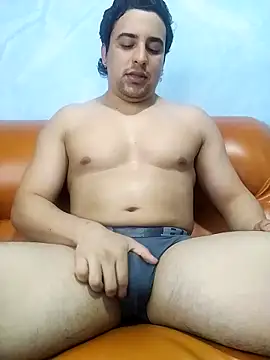 Snapshot of AxelWhitte chatting on February 2026 06:08:02 PM AxelWhitte online show from February 2026 06:08:02 PM