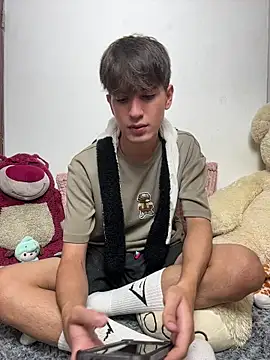 Naim TheKing online show from February 2026 05:40:01 AM