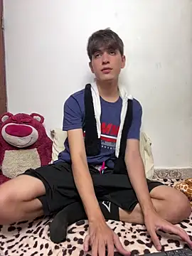 Naim TheKing online show from February 2026 05:27:02 AM