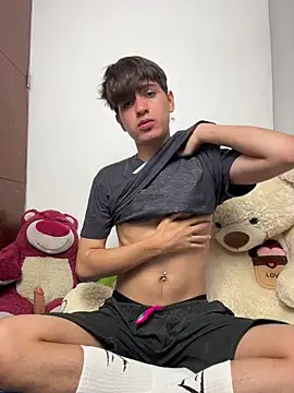 Naim TheKing online show from February 2026 01:38:01 AM