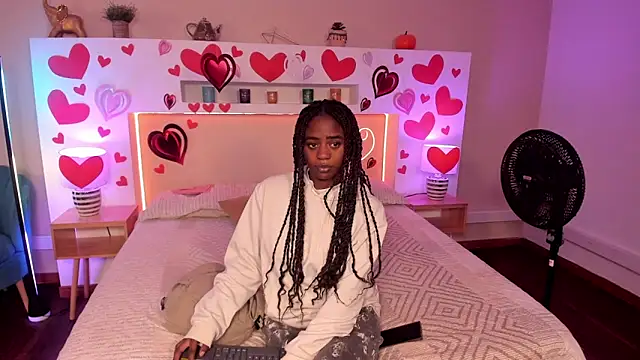 Snapshot of naomi_campell chatting on February 2026 11:32:01 AM naomi campell online show from February 2026 11:32:01 AM