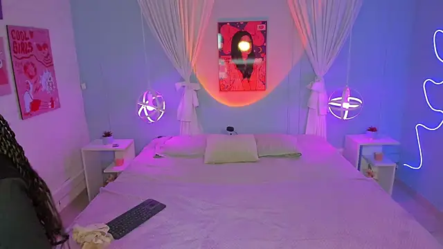 Snapshot of naomi_campell chatting on February 2026 07:24:02 PM naomi campell online show from February 2026 07:24:02 PM