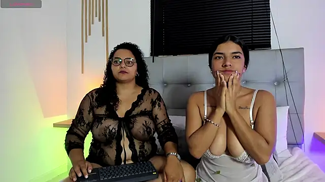  kimmygrey online show from March 2026 07:32:02 PM