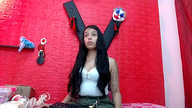 Snapshot of juliette18rose chatting on February 2026 07:36:01 PM juliette18rose online show from February 2026 07:36:01 PM