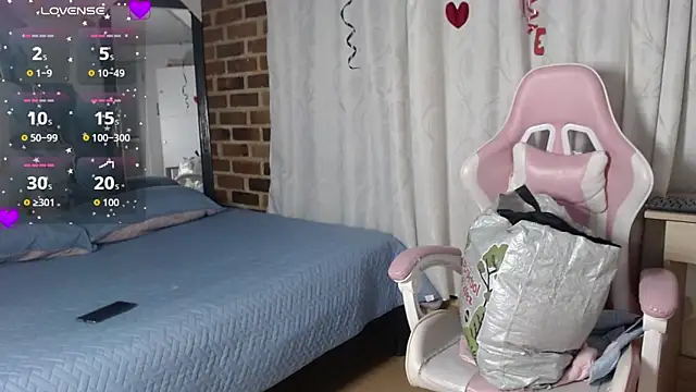 HannaRose- online show from February 2026 03:47:01 AM