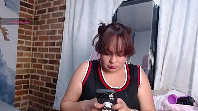 HannaRose- online show from March 2026 04:06:01 AM