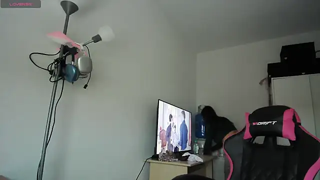 Yulian Milf online show from March 2026 02:45:01 PM