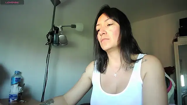 Yulian Milf online show from April 2026 08:00:02 AM
