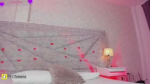 Snapshot of RousSweet- chatting on February 2026 09:17:02 PM RousSweet- online show from February 2026 09:17:02 PM